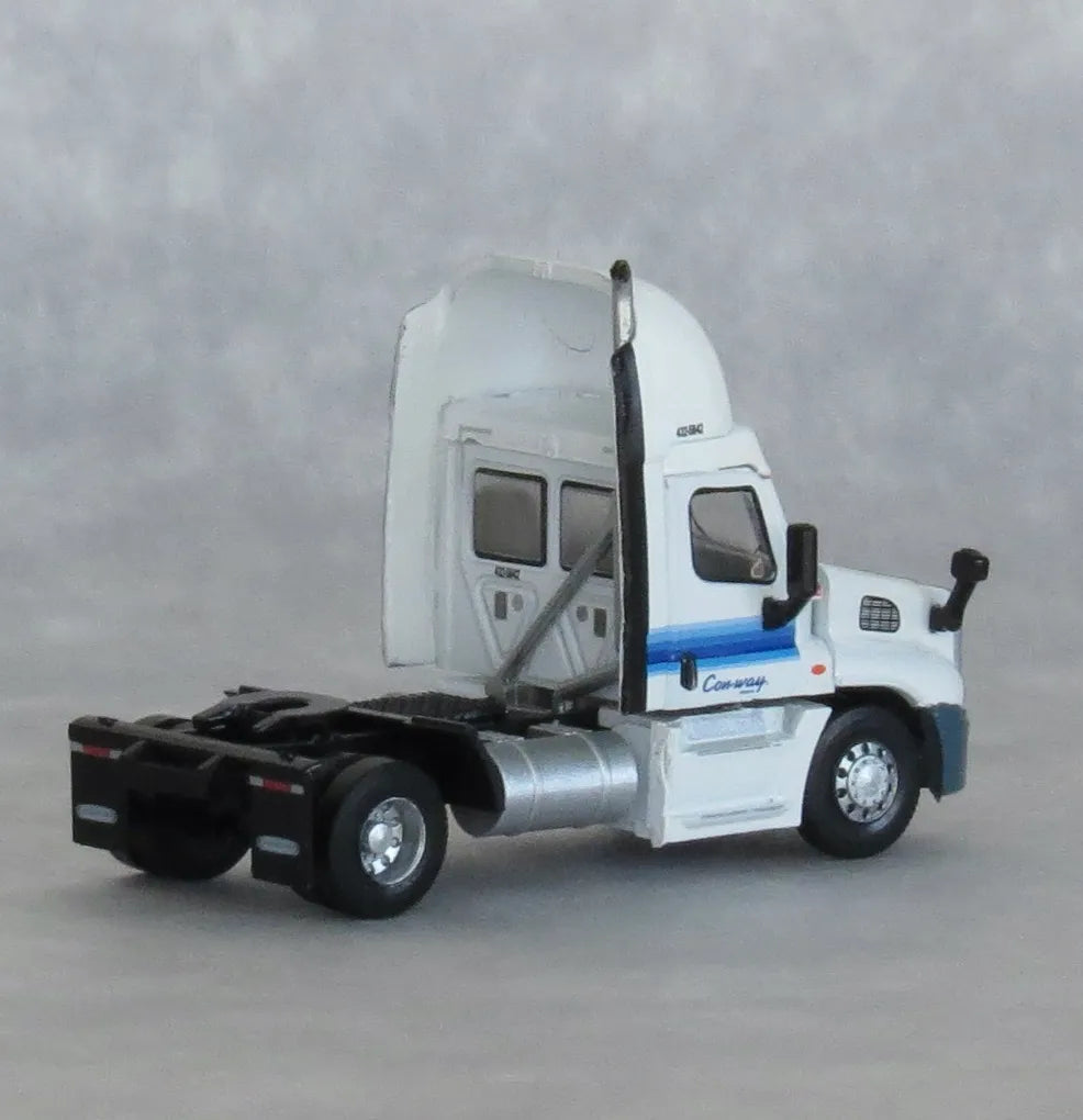 Trainworx (42591-04) | Freightliner Cascadia Raised Roof 2-Axle Semi Tractor | Conway #4325842 | Assembled | N Scale