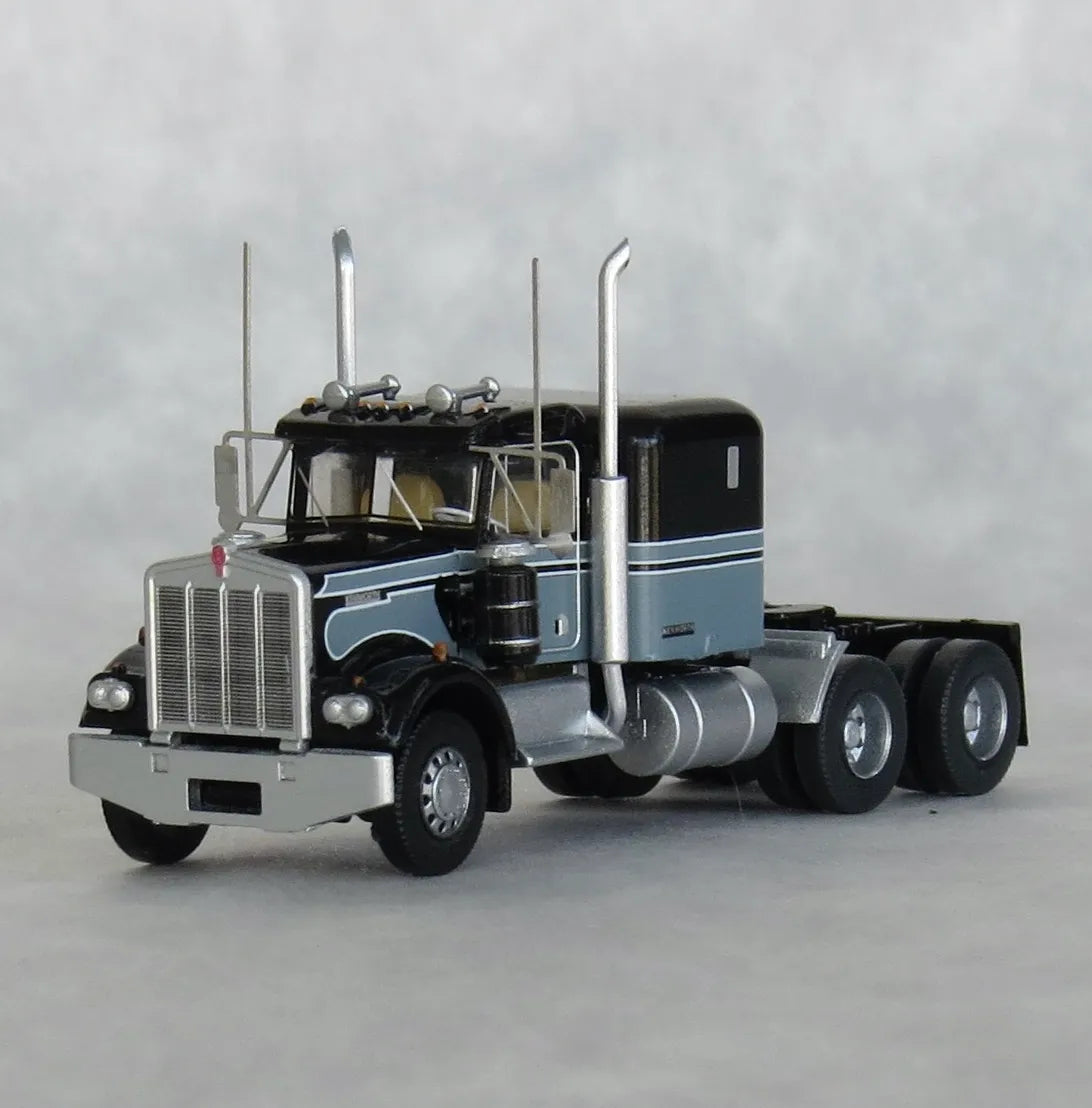 Trainworx (49041) | Kenworth W900 (1970s) Seminole Tractor w/ 60" VIT Aerodyne Sleeper Cab | Assembled | N Scale
