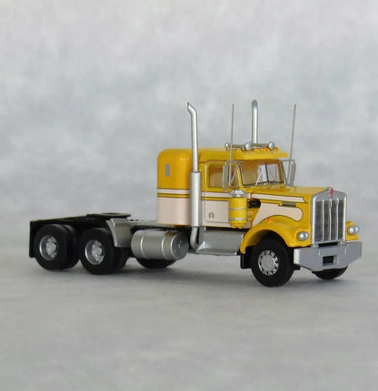 Trainworx (49036) | Kenworth W900 (1970s) Seminole Tractor w/ 36" Sleeper Cab | Assembled | N Scale