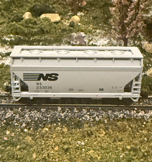 Atlas ACF 2-Bay Centerflow(R) Hopper | Norfolk Southern NS #233036 | N Scale | Pre-Owned