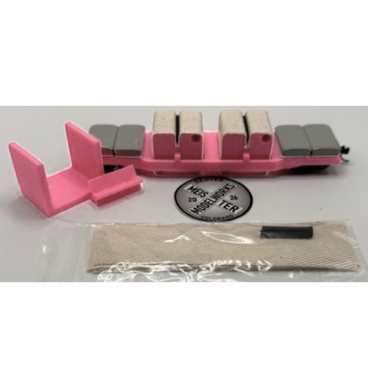 Meister Modelworks | Cleaning Car 5000 | Pink/Pink (Breast Cancer Awareness)| HO Scale