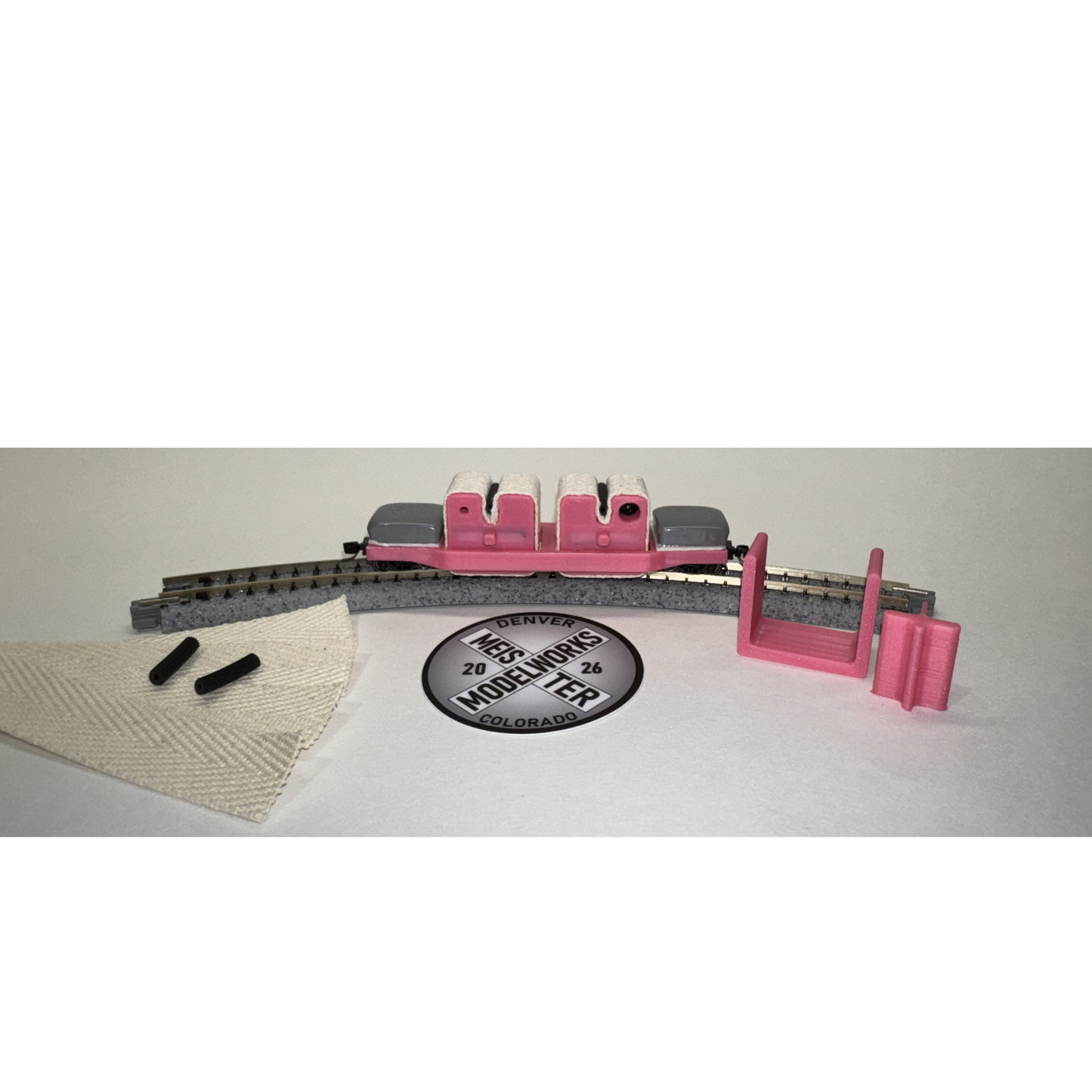 Meister Modelworks | Cleaning Car 5000 | Pink/Pink (Breast Cancer Awareness) | N Scale