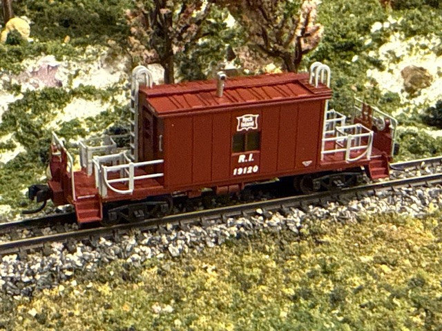 Bluford Shops Transfer Caboose (w/ Running Board) | Rock Island #19120 | N Scale | Pre-Owned