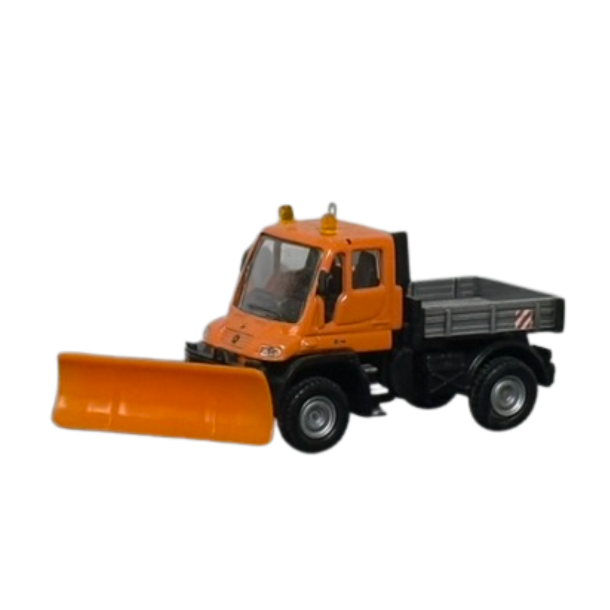 Unknown Brand Road Maintenance Truck w/Flatbed & Snow Plow HO Scale (Pre-Owned)