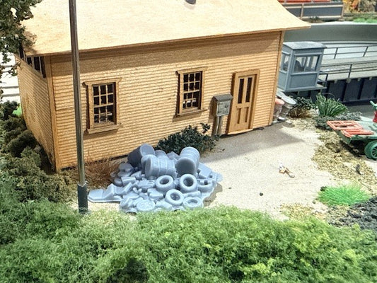Sierra Valley HO Scale Details | Scrap & Tire Pile | HO Scale