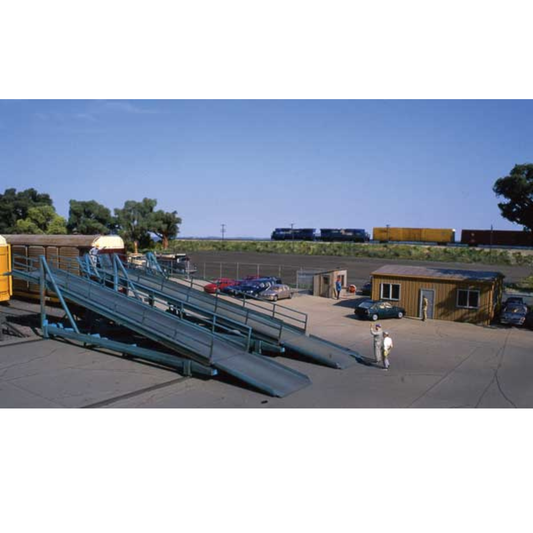 Walthers Cornerstone (933-4144) | Automobile Transloading Terminal | Kit | HO Scale