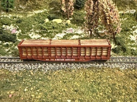 Unknown Brand Flatcar w/  Wood Load | Western Maryland #756 | N Scale | Pre-Owned