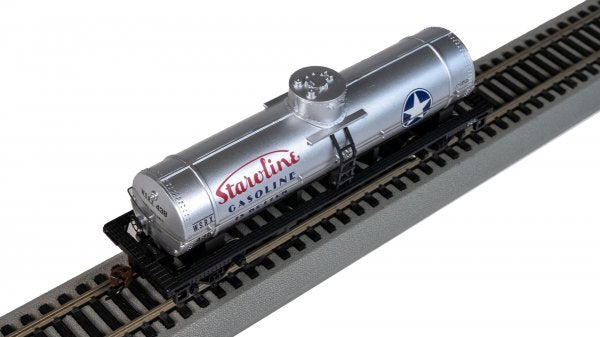 Bachmann Silver Series(R) (17817) | 40' Single-Dome Tank Car | Staroline Gasoline #438  | HO Scale