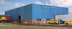 Walthers Cornerstone, Lakeville Modern-Style Warehouse, Kit, HO Scale