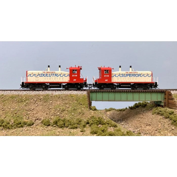 Rapido (27610) | EMD SW9 2-Pack | Soo Line #2118 + #2119 | DC/DCC/Sound | HO Scale
