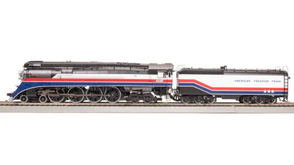 Broadway Limited Southern Pacific GS-4, #4439, 1975 American Freedom Train, Paragon4 Sound/DC/DCC, Smoke, HO Scale (New) - Image 15