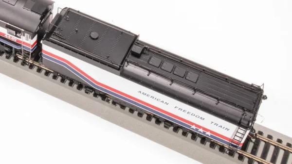 Broadway Limited Southern Pacific GS-4, #4439, 1975 American Freedom Train, Paragon4 Sound/DC/DCC, Smoke, HO Scale (New) - Image 3