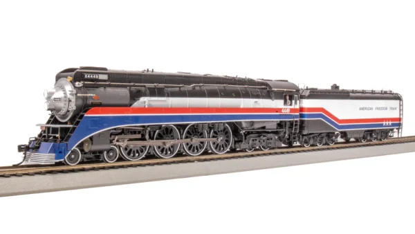 Broadway Limited Southern Pacific GS-4, #4439, 1975 American Freedom Train, Paragon4 Sound/DC/DCC, Smoke, HO Scale (New) - Image 11